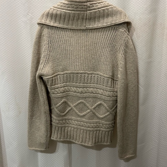 Apt 9 wrap sweater with removal brooch - Picture 6 of 6